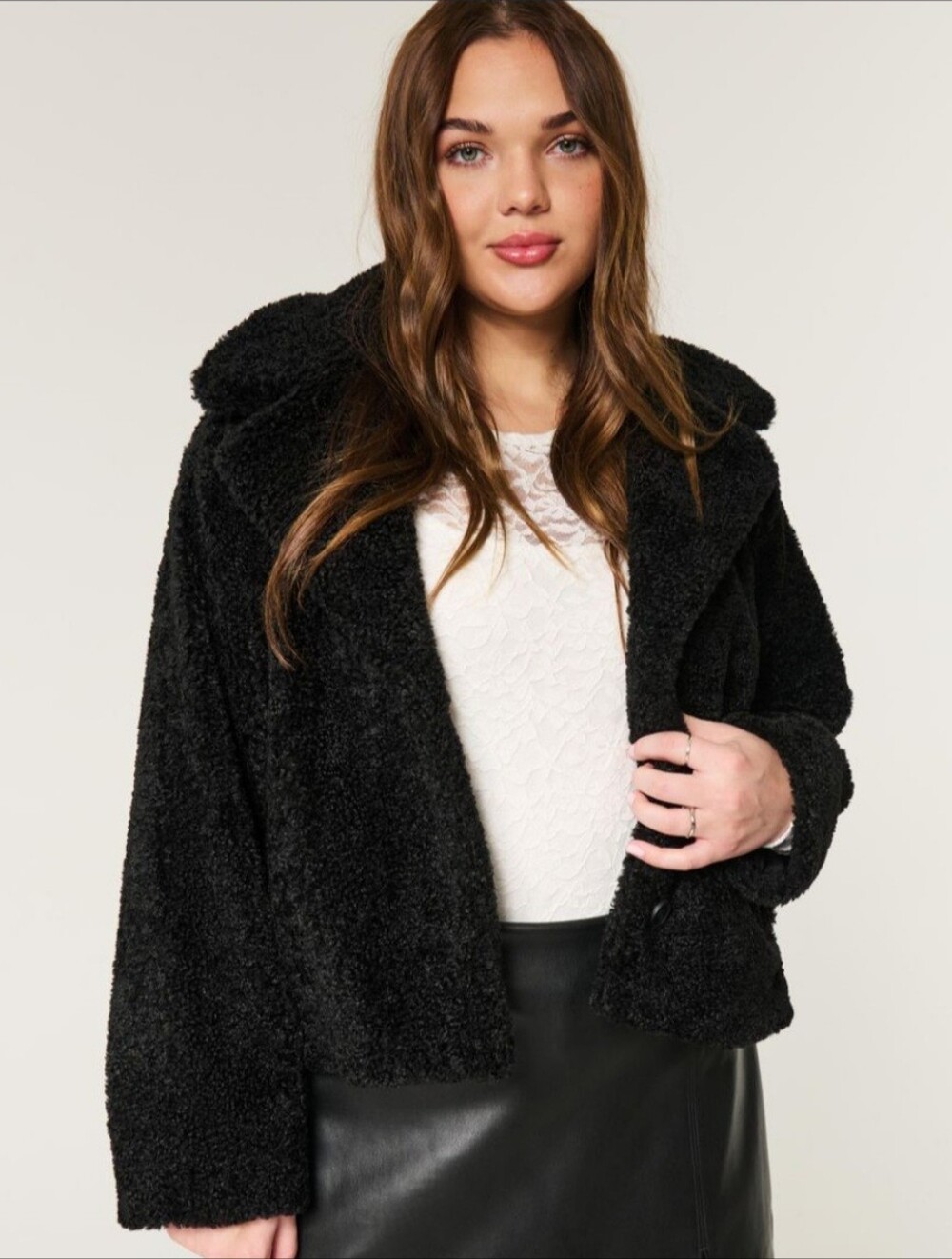 Hollister Sherpa Peacoat
SKU: 660248360